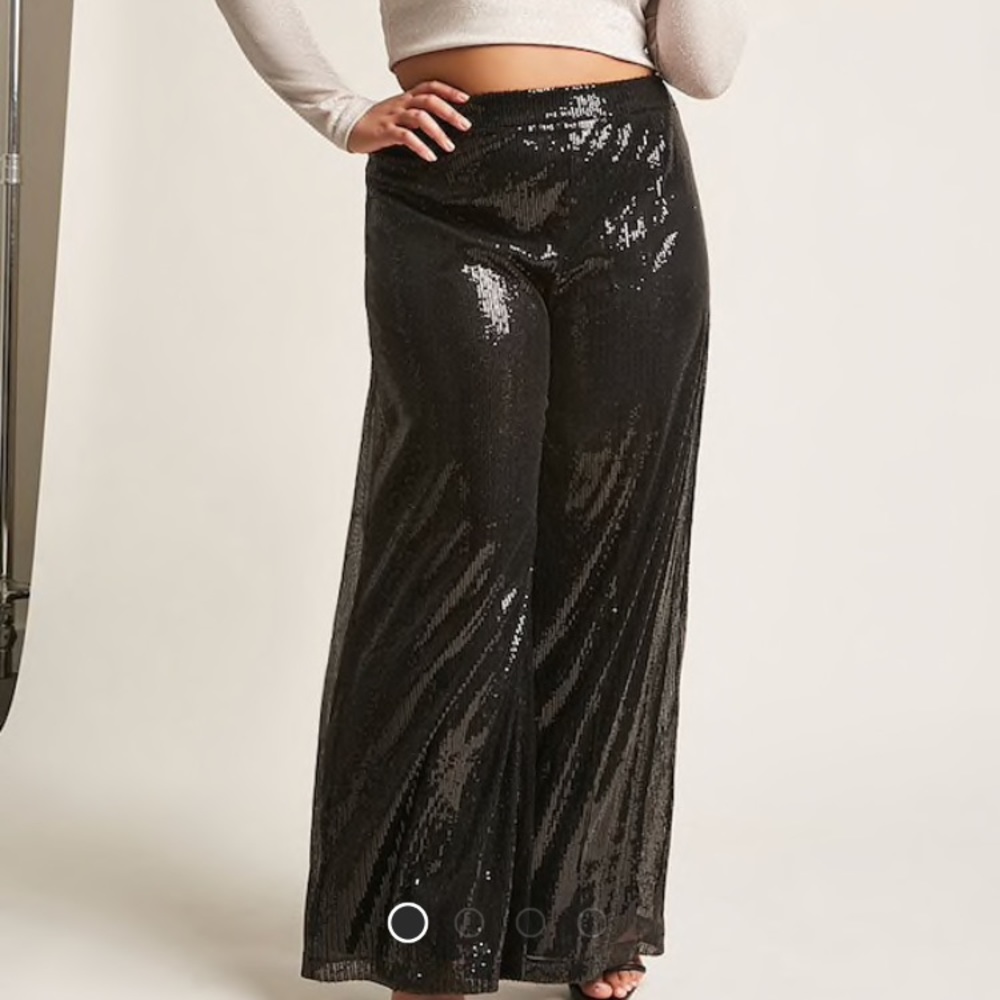Sequin pants -never worn!Perfect for the holidays